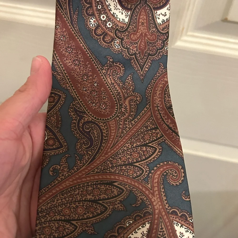 Handmade Thornhill Menswear Brown  and blue Paisley Tie